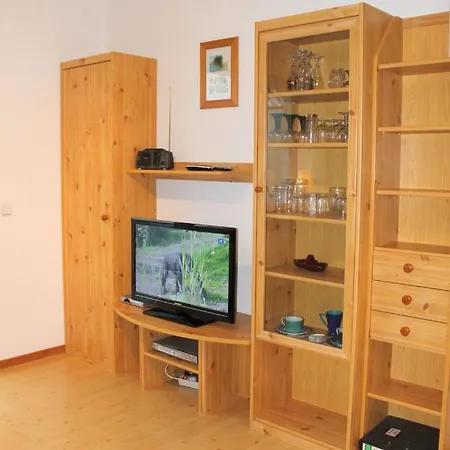 Parkresidenz - Whg 13 C Preisgünstige In Ruhiger Ortslage